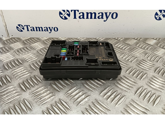 Pojistková skříňka Řídící jednotka BSM 284B77213R Renault Captur II 2021