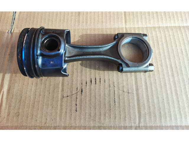 Píst 9812818680 Ford Mondeo MK V T7CN