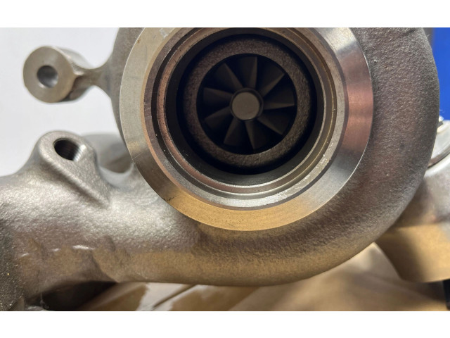 Турбина Нагнетатель Audi A6 S6 C6 4F 04L253056E, 04L253056E