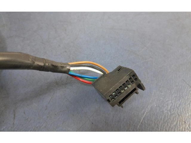 Зеркало электрическое        Volkswagen Touran II  2010 - 2016 года   