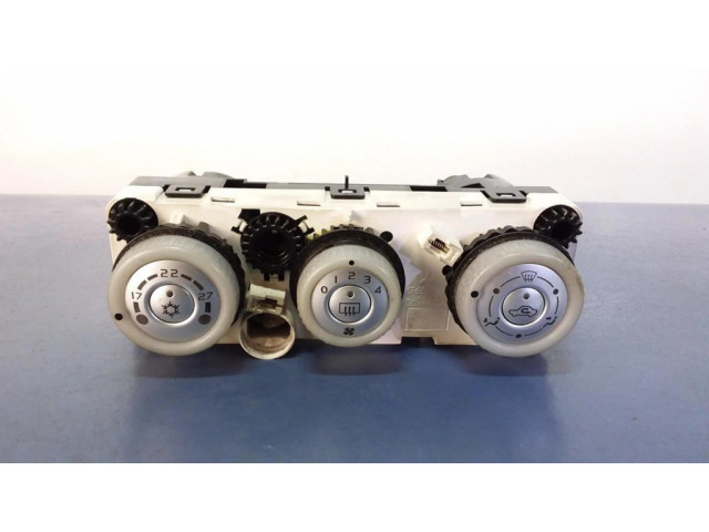Блок управления климат-контролем 69667301 Mitsubishi Colt CZ3