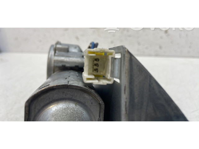 Моторчик заднего дворника 00006405H1 Citroen Xsara