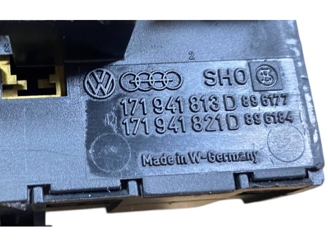 Pojistková skříňka 171941813D, 171941821D Volkswagen PASSAT B3 1991