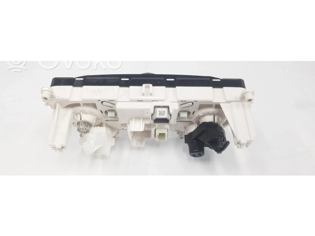 Блок управления климат-контролем 275100638R Renault Clio IV