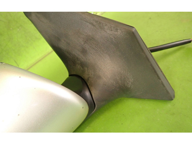 Zpětné zrcátko Toyota Avensis T220 2003