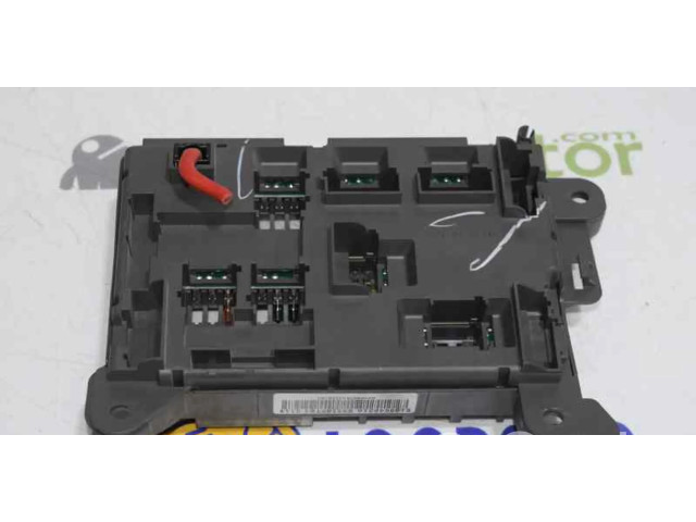 Pojistková skříňka 61146931687 BMW X6 E71 2010