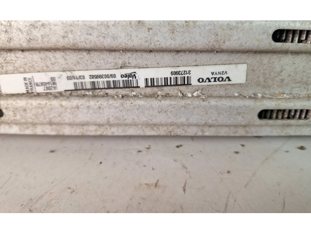 Интеркулер  31273909, 31273909   Volvo V70 