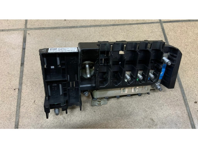 Узел подключения плюсовых проводов