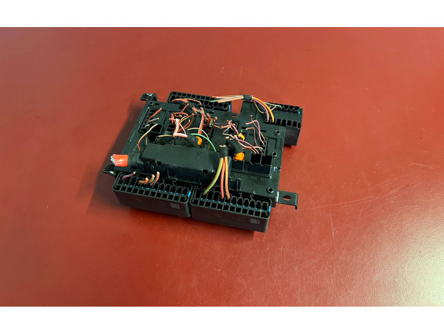 Pojistková skříňka 9270356 BMW X1 F48 F49 2016