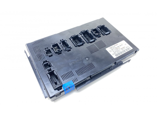 Блок предохранителей  28073722, A1644404301   Mercedes-Benz ML W164    