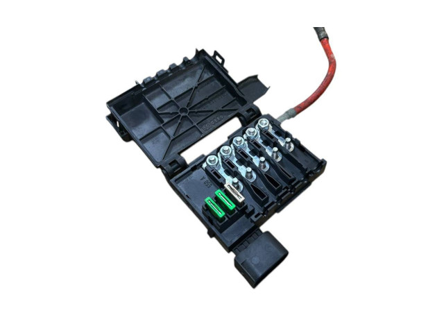 Блок предохранителей 7D0937550A   Volkswagen Transporter - Caravelle T4    