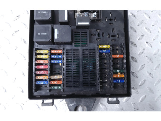 Блок предохранителей AW9314A073CD, C2D17257 Jaguar XJ X351