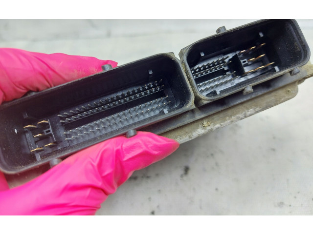 Блок управления двигателем Блок управления 074906018B   Volkswagen Transporter - Caravelle T4