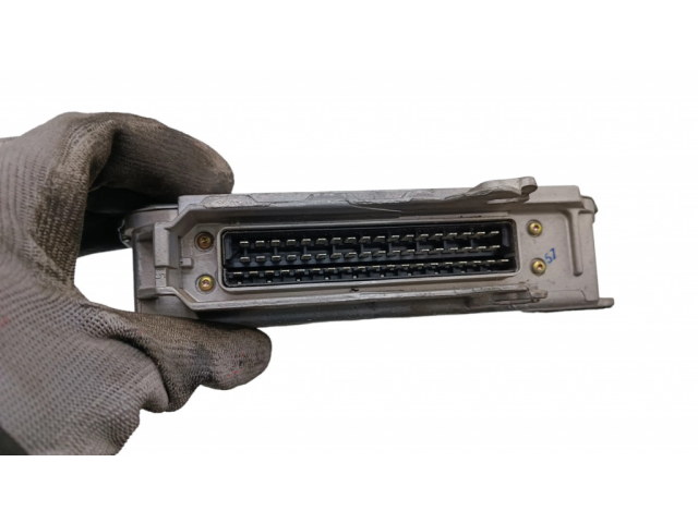 Řídící jednotka 22473363Z1, 0281001711 BMW 3 E36 1999