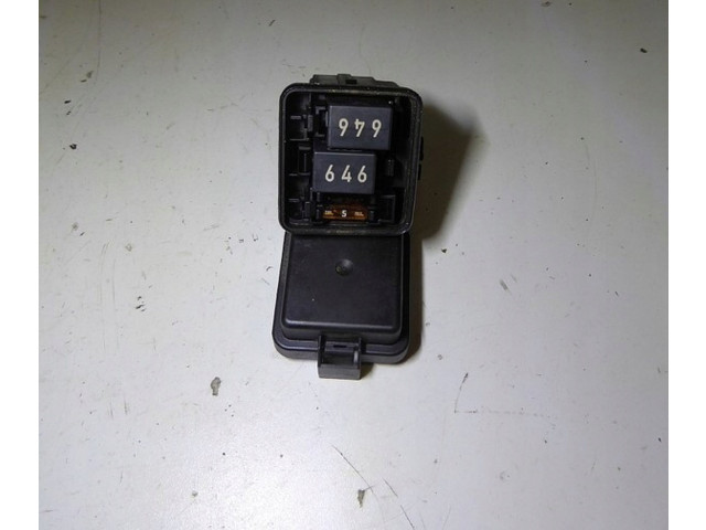 Pojistková skříňka 8W0937124A Volkswagen Touareg III 2018