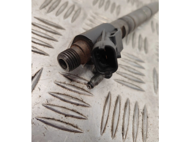 Форсунка 31303238 Volvo S80 D5204T2