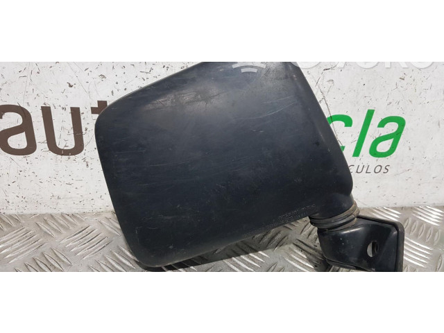 Zpětné zrcátko Nissan Patrol 260