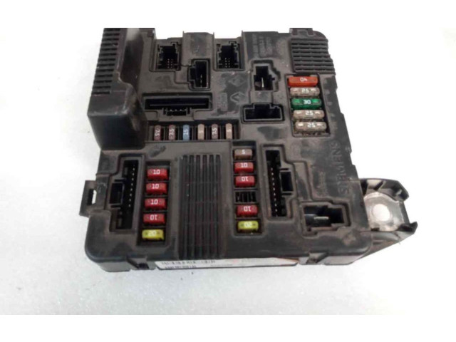 Блок предохранителей 8200306032C   Mercedes-Benz A W169    