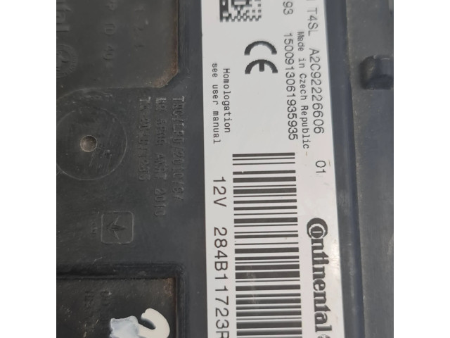 Блок управления двигателя 284B11723R, A2C92226606 Dacia Duster