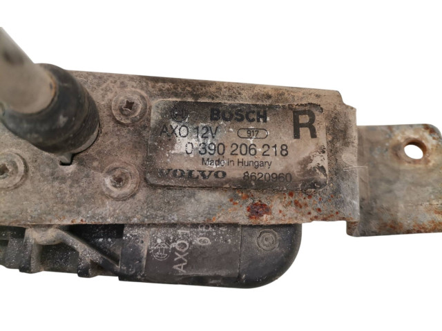 Моторчик стеклоочистителя 8620960, 0390206218    Volvo V70