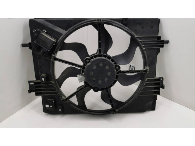 Вентилятор радиатора 214815462R Renault Clio V 1.0