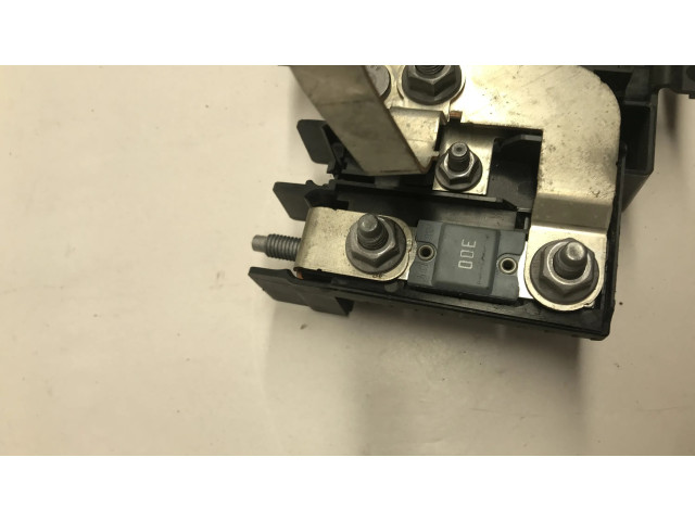 Pojistková skříňka A2465400950 Mercedes-Benz CLA C117 X117 W117 2014