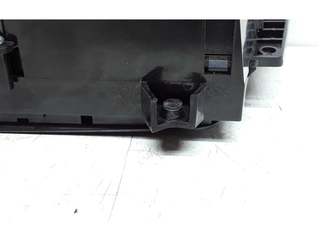 Блок управления климат-контролем 30782503   Volvo V70