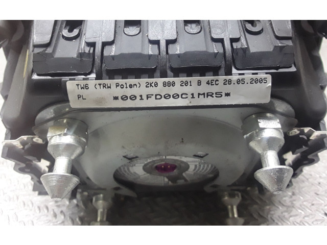 Подушка безопасности водителя 2K0880201B Volkswagen Caddy