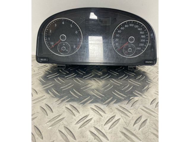 Панель приборов 1T0920865D Volkswagen Touran II