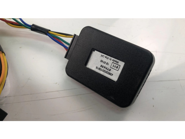 Радио/ проигрыватель CD/DVD / навигация