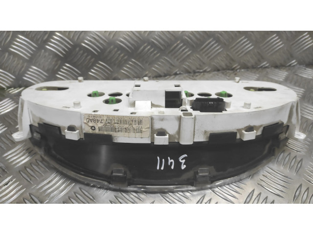 Přístrojová deska Dodge Caravan 2003 748AD