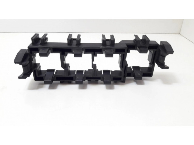 Другая деталь салона