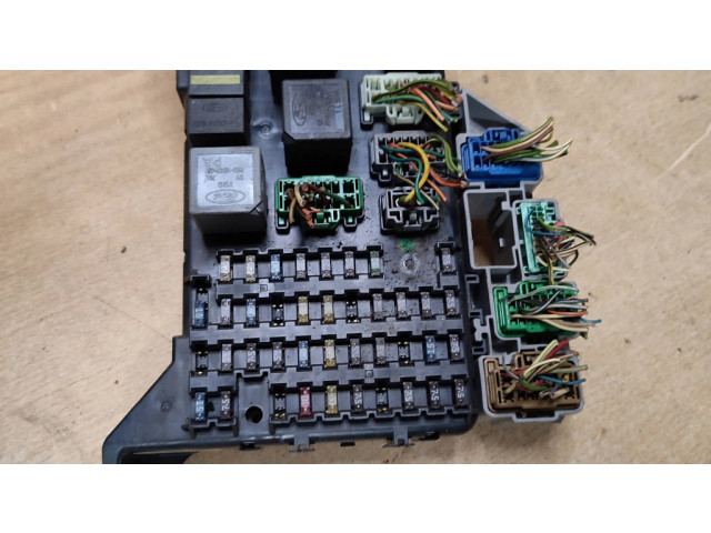 Pojistková skříňka 1S7T14A073AE Ford Mondeo Mk III 2004