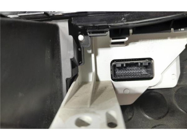 Přístrojová deska Toyota Yaris 2005 83800-0D691