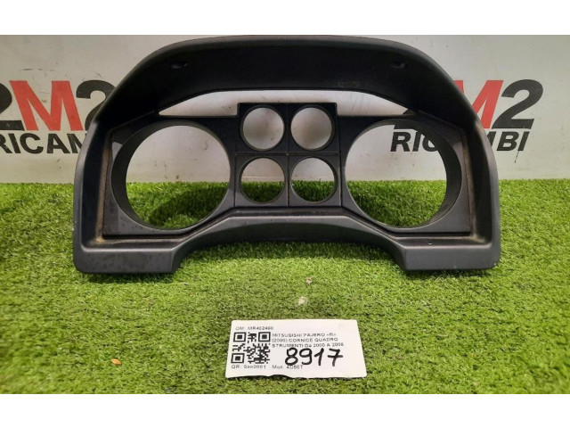 Přístrojová deska Mitsubishi Pajero 2000 MR402460CORNICE, 4D56T