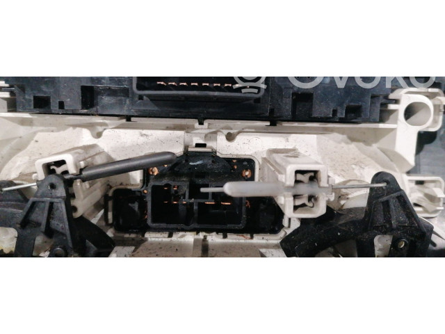 Блок управления климат-контролем Daihatsu Sirion