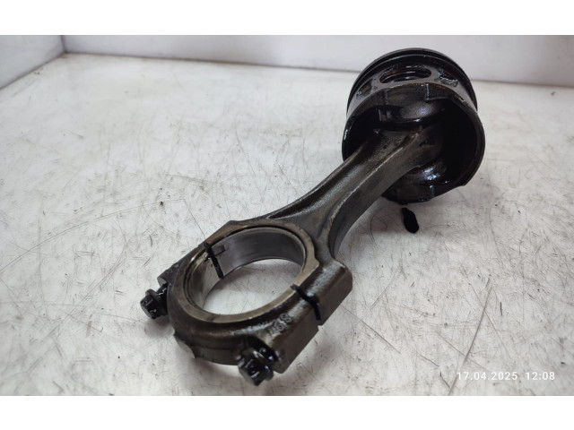  Поршень с шатуном 224DT   Land Rover Freelander 2 - LR2  