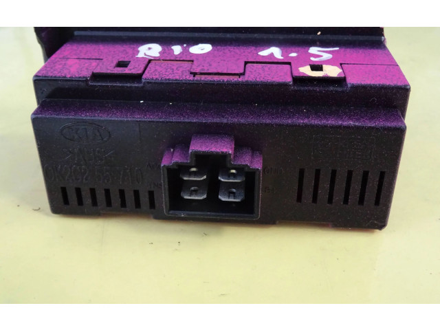 Дисплей    0K2C255710   KIA Rio