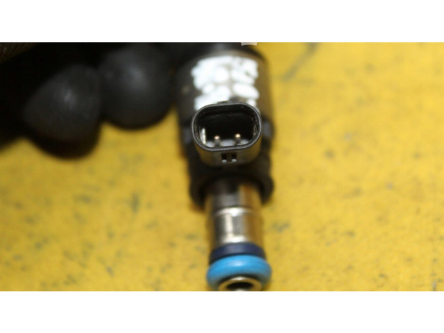 Vstřikovač 06C906036F Audi A8 S8 D4 4H