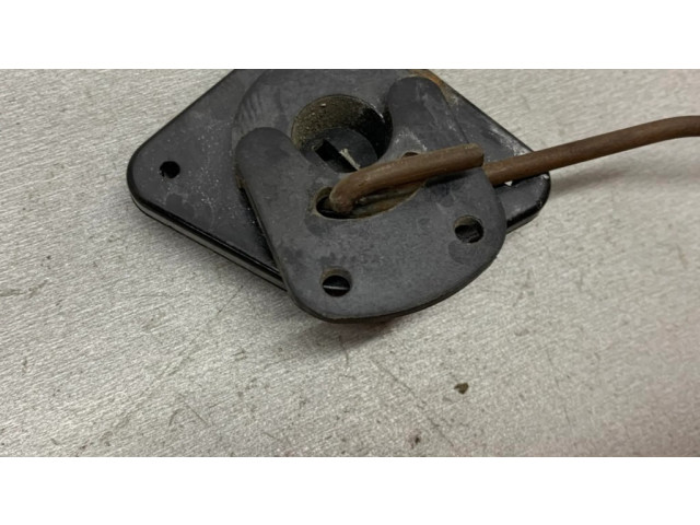 Zámek zadních dveří Opel Rekord E2 1983