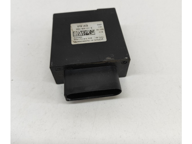 Блок управления 5Q0906121S   Skoda Octavia Mk4