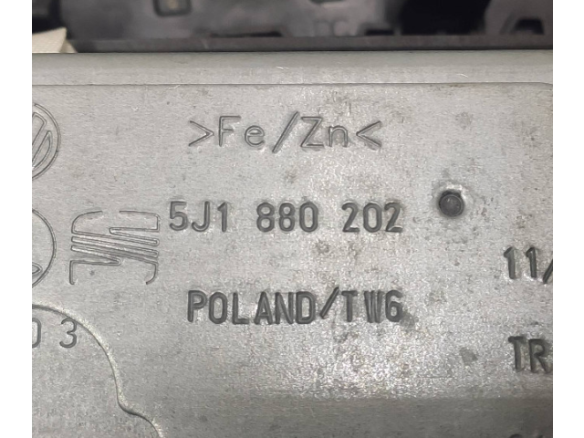Подушка безопасности водителя 5E0880201, 5J1880202 Skoda Fabia Mk2 (5J)
