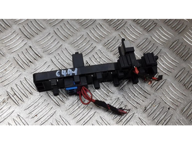 Блок предохранителей 1K2937503A, 10K705EA   Audi A3 S3 8P    