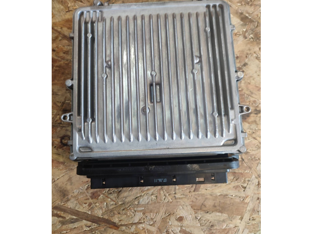 Řídící jednotka 8513242, 0281017679 BMW 5 F10 F11 2011