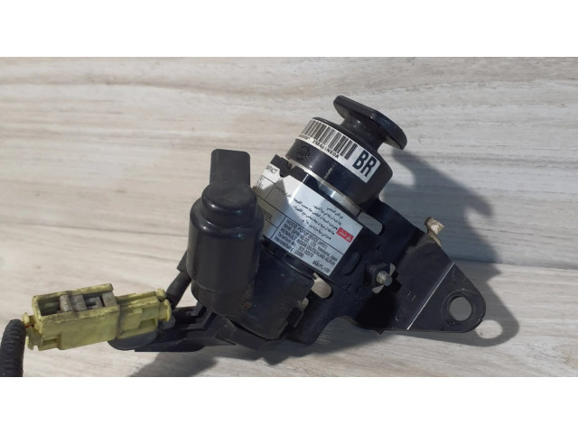 Привод подушки безопасности для пешехода на капоте