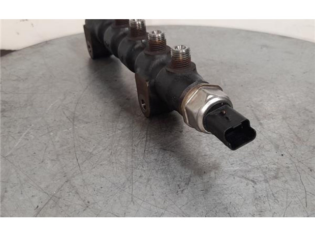 Топливная рампа 9654592680   Citroen C5  