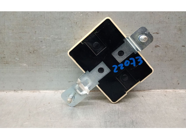 Блок управления 957903C200   KIA Magentis