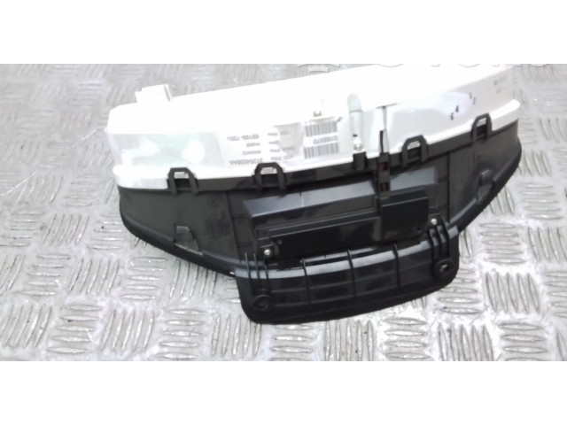 Панель приборов 31254536 Volvo V70