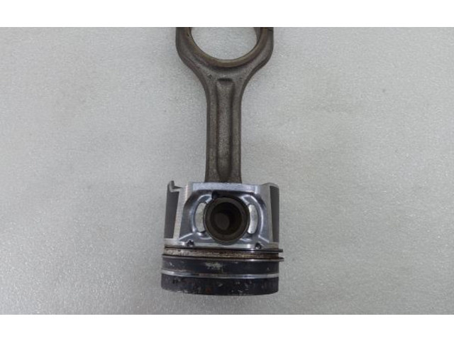 Píst 75L101, COMBIELA Peugeot 3008 I 9HR (DV6C)