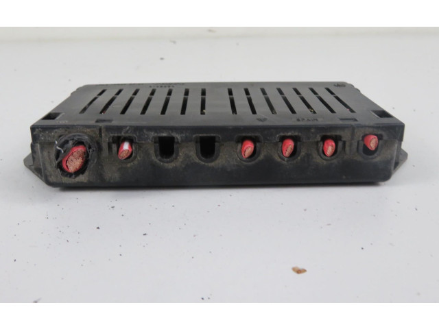 Блок предохранителей 9162323, 9162323 Volvo V70